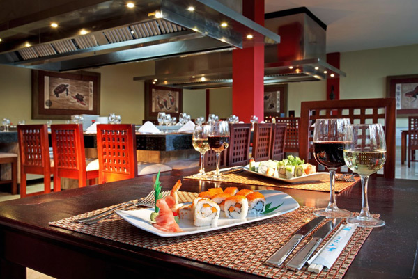Restaurants & Bars - Grand Palladium Palace Resort Spa & Casino - All Inclusive - Punta Cana